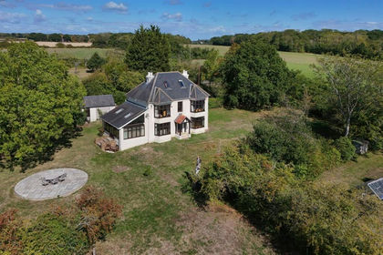 4.5 acres of House with Land for sale in Hoath
