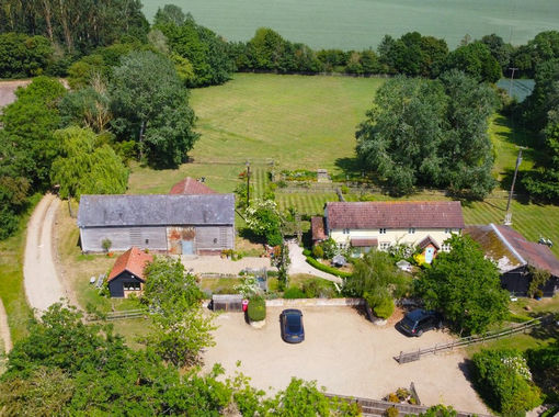 3 acres of Cottage for sale in Ipswich