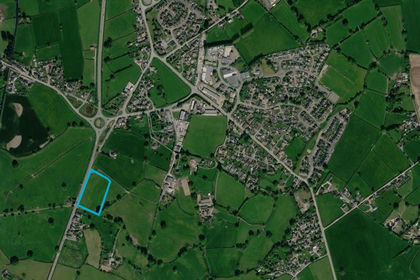 2.5 acres of Vacant Land for sale in Llandysilio