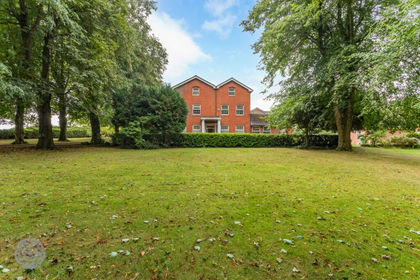 1 acre of House with Land for sale in Croft