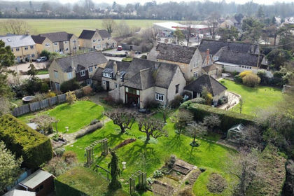 Barn Conversion for sale in Lechlade