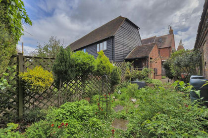 Barn Conversion for sale in East Peckham