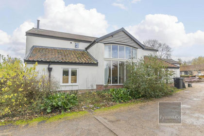 5 acres of House with Land for sale in Carleton Rode