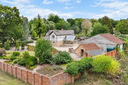 5 acres of House with Land for sale in Linton (Penyard Ward)
