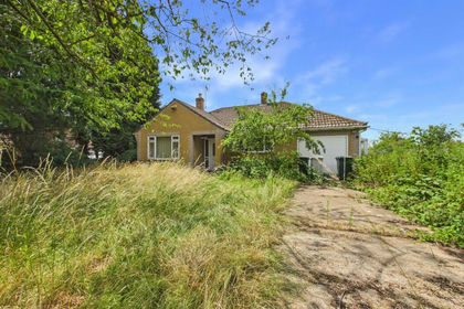 5.5 acres of House with Land for sale in Beesby with Saleby