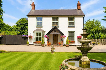 1.5 acres of House with Land for sale in Newland