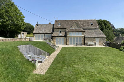 Barn Conversion for sale in Compton Abdale