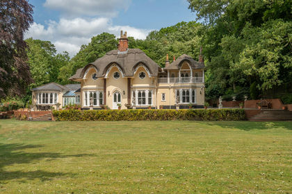 3.1 acres of House with Land for sale in Norwich South