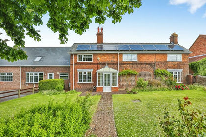 1.2 acres of Cottage for sale in Selston