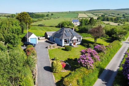 1.2 acres of House with Land for sale in Maenclochog