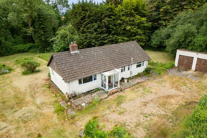1 acre of House with Land for sale in Hadstock