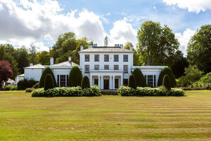 15.1 acres of Historic House for sale in Little Munden
