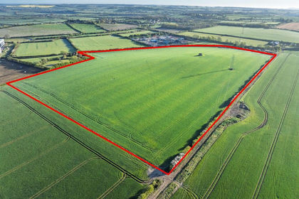 37.4 acres of Arable Land for sale in Stanbridge