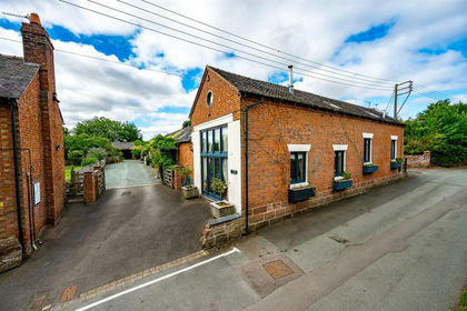 Barn Conversion for sale in Hinstock