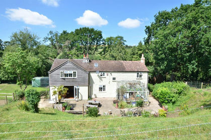 4 acres of Cottage for sale in Pyecombe