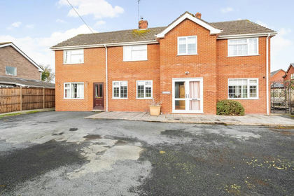 4 acres of Land for sale in Willersley and Winforton