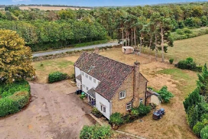 1 acre of House with Land for sale in Woodditton