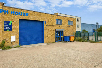Warehouse for sale in Harlow