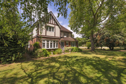 6 acres of Agricultural Land for sale in East Malling and Larkfield