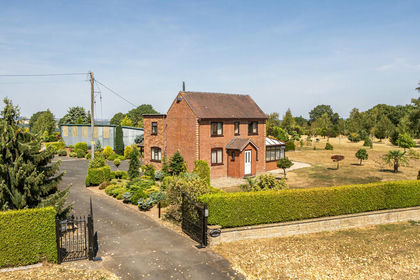 3.3 acres of House with Land for sale in Rock