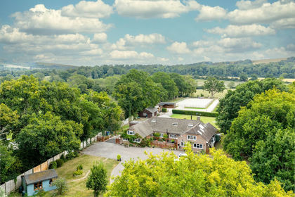 17 acres of Equestrian property for sale in Pulborough