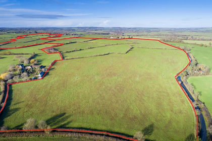 330 acres of For sale in South Wraxall