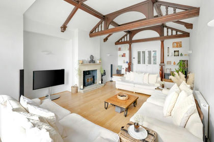 2 acres of House with Land for sale in Kearby with Netherby