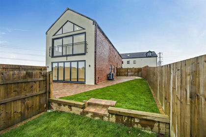 Land for sale in Manley