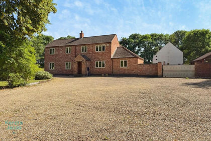 1 acre of House with Land for sale in Cottam