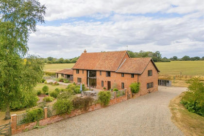 Barn Conversion for sale in Uggeshall
