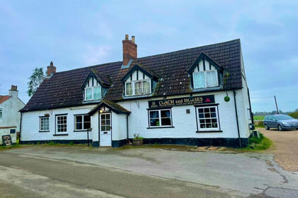 Pub for sale in Hemingby