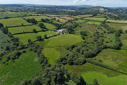 32.4 acres of Farm for sale in North Bovey