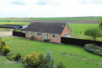 3.8 acres of Equestrian property for sale in Warboys