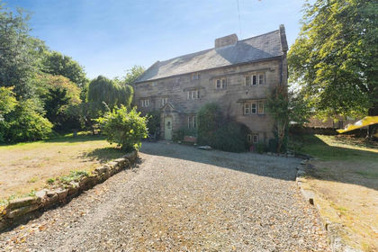 2 acres of Farmhouse for sale in Birkenhead