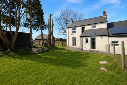 1.5 acres of House with Land for sale in Cwm Gwaun