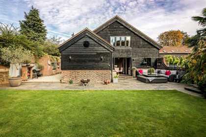 Barn Conversion for sale in Reigate
