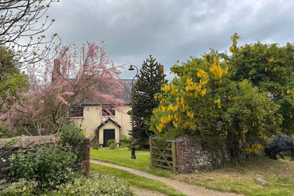 2 acres of Farmhouse for sale in St. Giles in the Wood