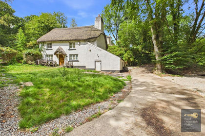 1.5 acres of Cottage for sale in Langtree