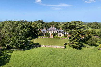 20.4 acres of Country Estate for sale in Somerby