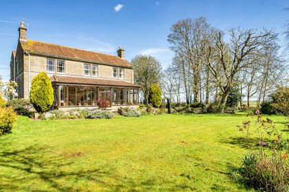 1.5 acres of House with Land for sale in Sodbury