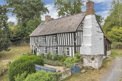 1.1 acres of Farmhouse for sale in Meifod