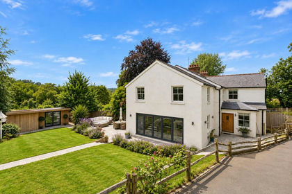 1 acre of House with Land for sale in Wadhurst