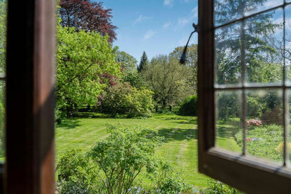 1.5 acres of Historic House for sale in Ellesborough
