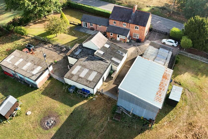 3.5 acres of House with Land for sale in Whitchurch Rural