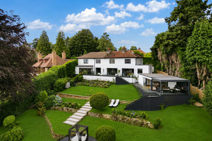 1.5 acres of House with Land for sale in Dorking and Horley