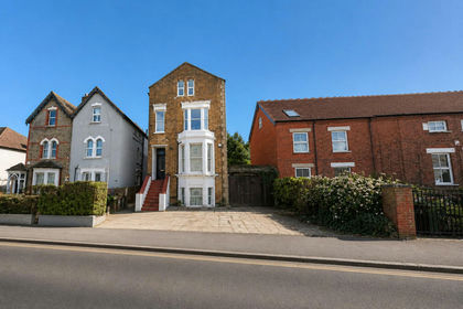 Development Land for sale in Croydon East