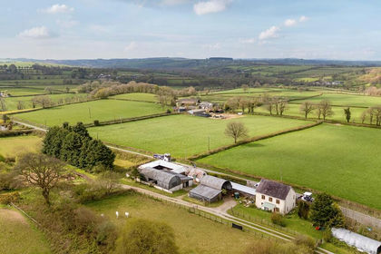 15 acres of Equestrian property for sale in Llanllwni