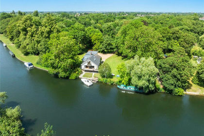 3 acres of House with Land for sale in Spelthorne