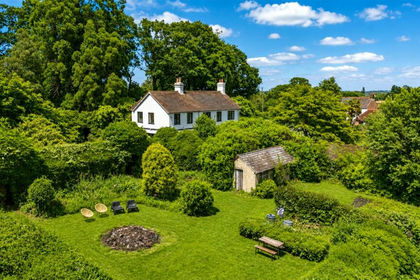 9.3 acres of House with Land for sale in Washington