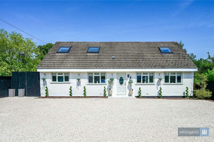 1 acre of House with Land for sale in Knowsley